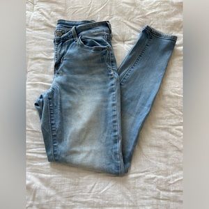 Old Navy Rockstar Skinny Jeans Mid Rise Size 2 regular
